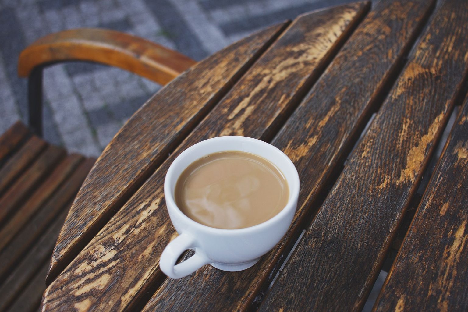 Coffee mate® Hard Launches New 'Situation-Sip' Creamer as Carl Radke's Seasonal Romance