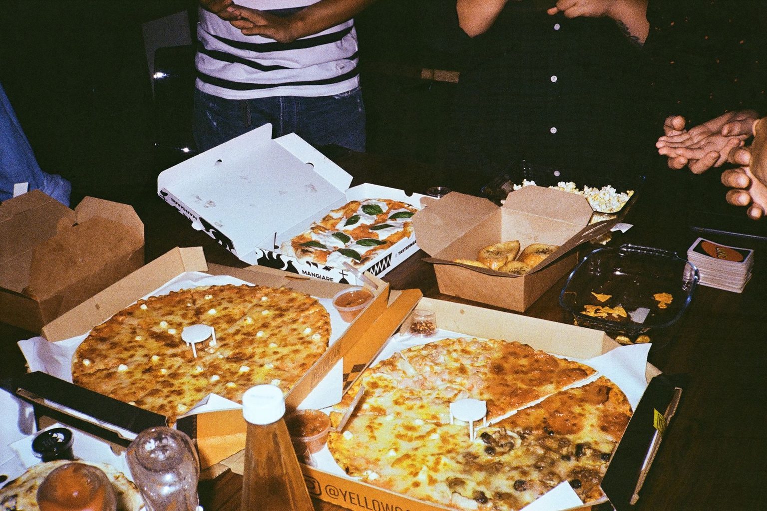 PIZZA HUT INTRODUCES NEW THROWBACK VALUE MENU TO CELEBRATE ITS MOST ICONIC MENU ITEMS